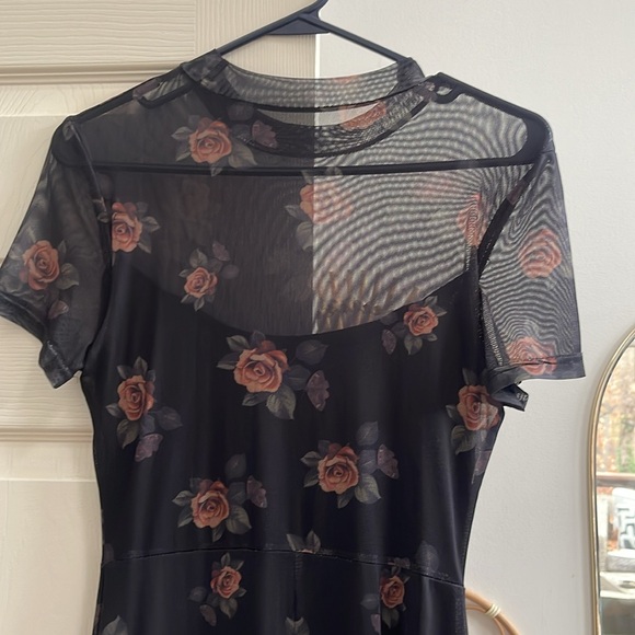 Rose print mesh dress, lined - Picture 2 of 4